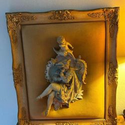 PAREJA DE CUADRO ANTIGUO EN TERCERA DIMENCION MARCO DORADO ACOLCHONADO Y ANGELES DE PORCELANA 