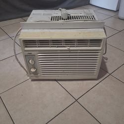 Arctic king air conditioner