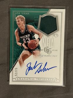 Jack Sikma HOF NBA Game Used Patch Auto 52/75