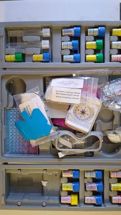 Smithsonian Microchemistry Kit