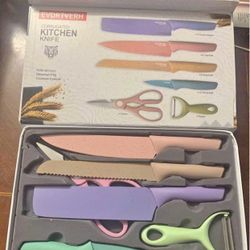 Colorful Kitchen Knives Set of 6 PCS Cute Fruit Knife Set with Gift Box