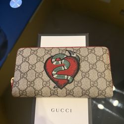Gucci Snakexheart Wallet 