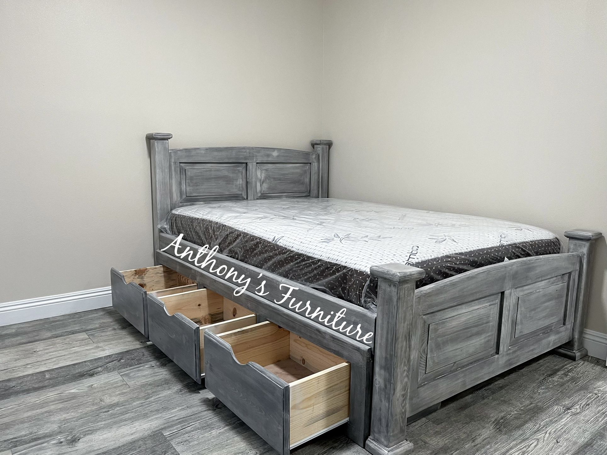 Solid Wood Full Size Bed & Bamboo Mattress + Drawers 