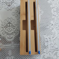 Caja Para El Rollo De  Aluminio Y Papel Mantequilla