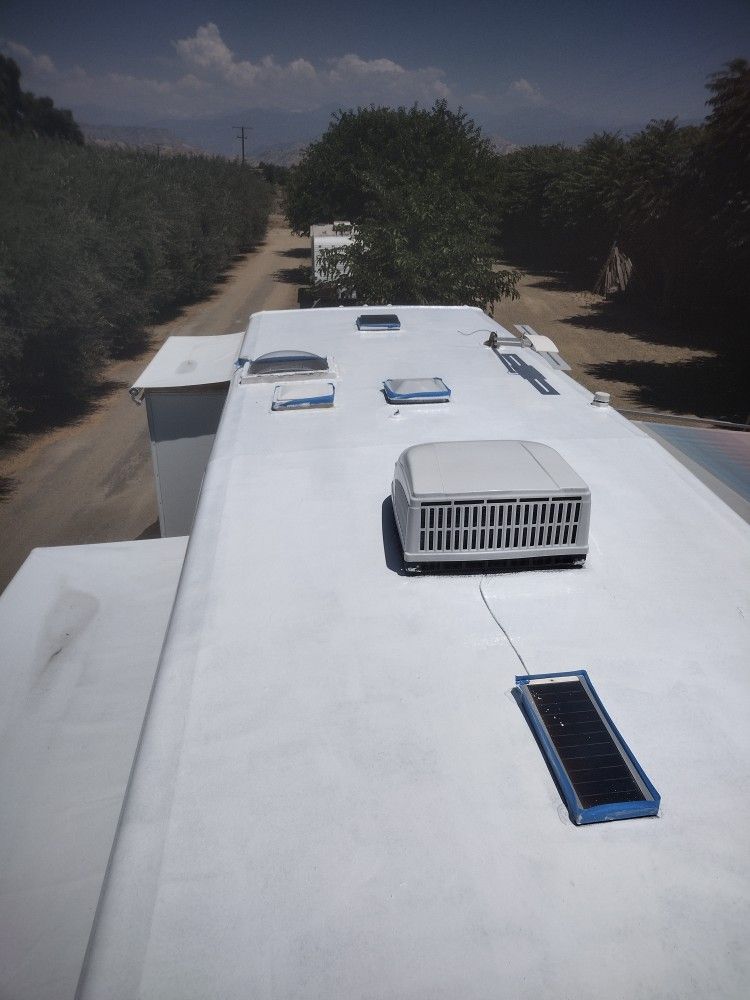 Mobile RV ROOF COATING