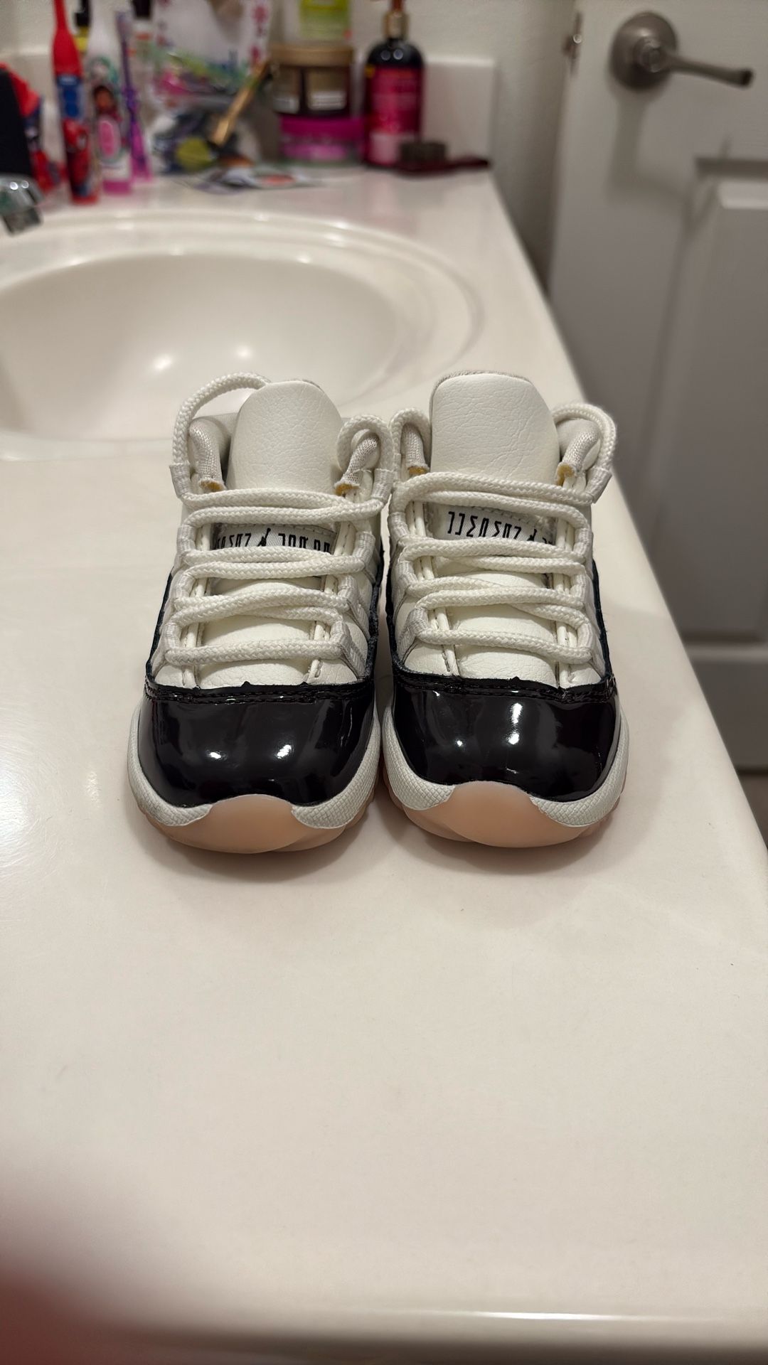 Retro 11s Infant Girls 5c(size) Light Pink Bottoms