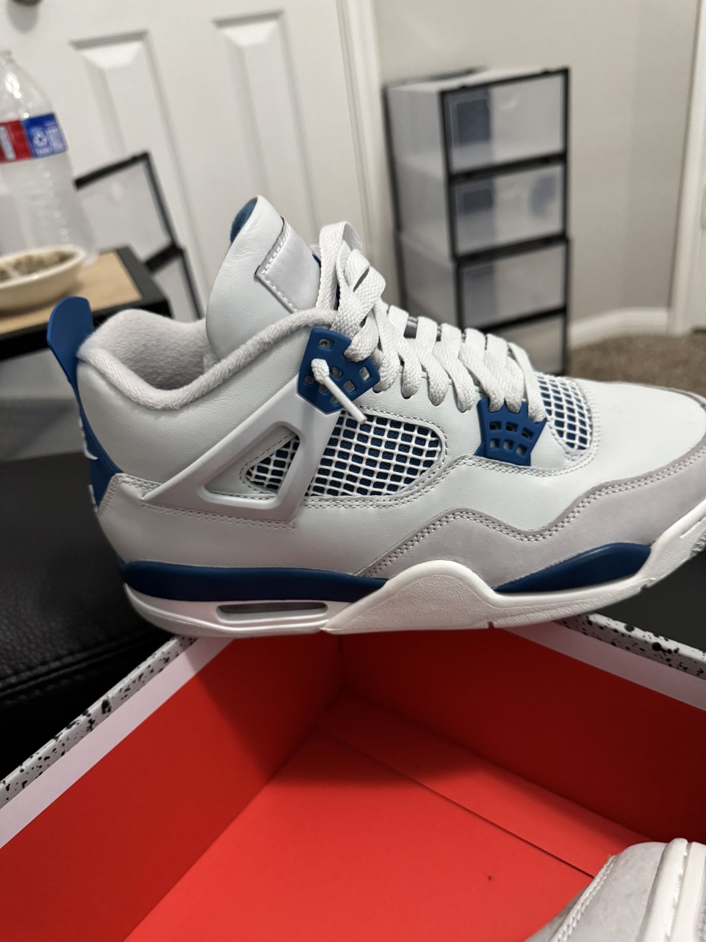 Retro Jordan 4 Size 8 $100
