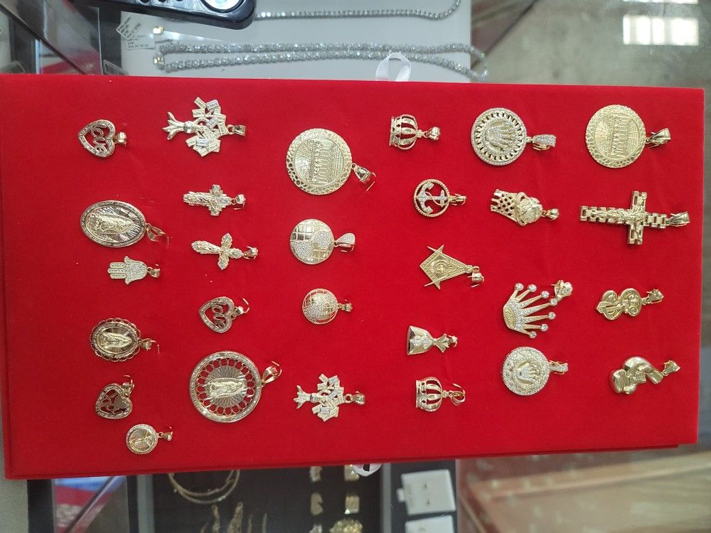 10k Gold Charms