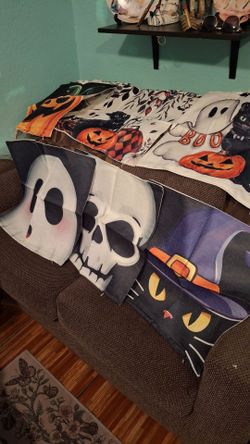 Halloween pillow covers set