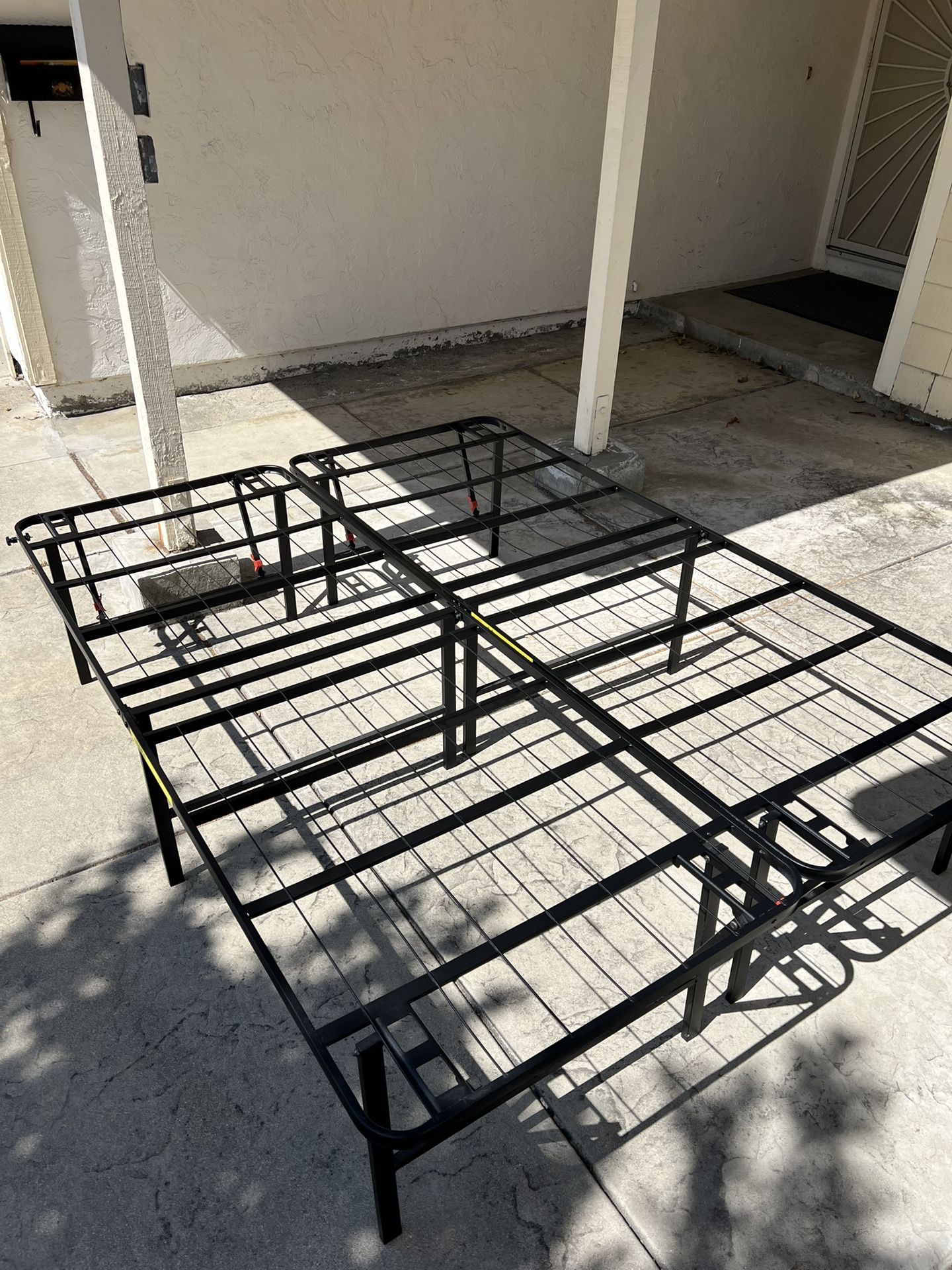 Bed Frame Two Twins / Queen