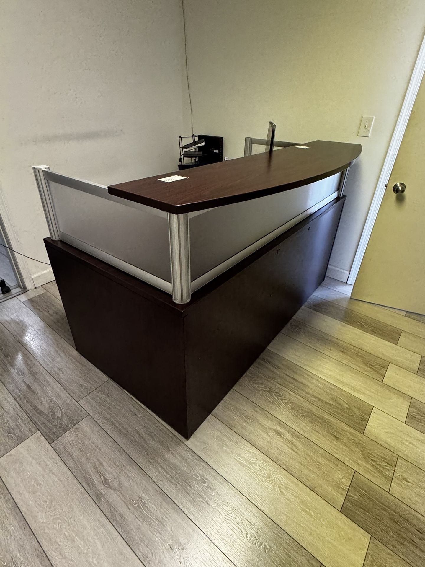 Office Desk