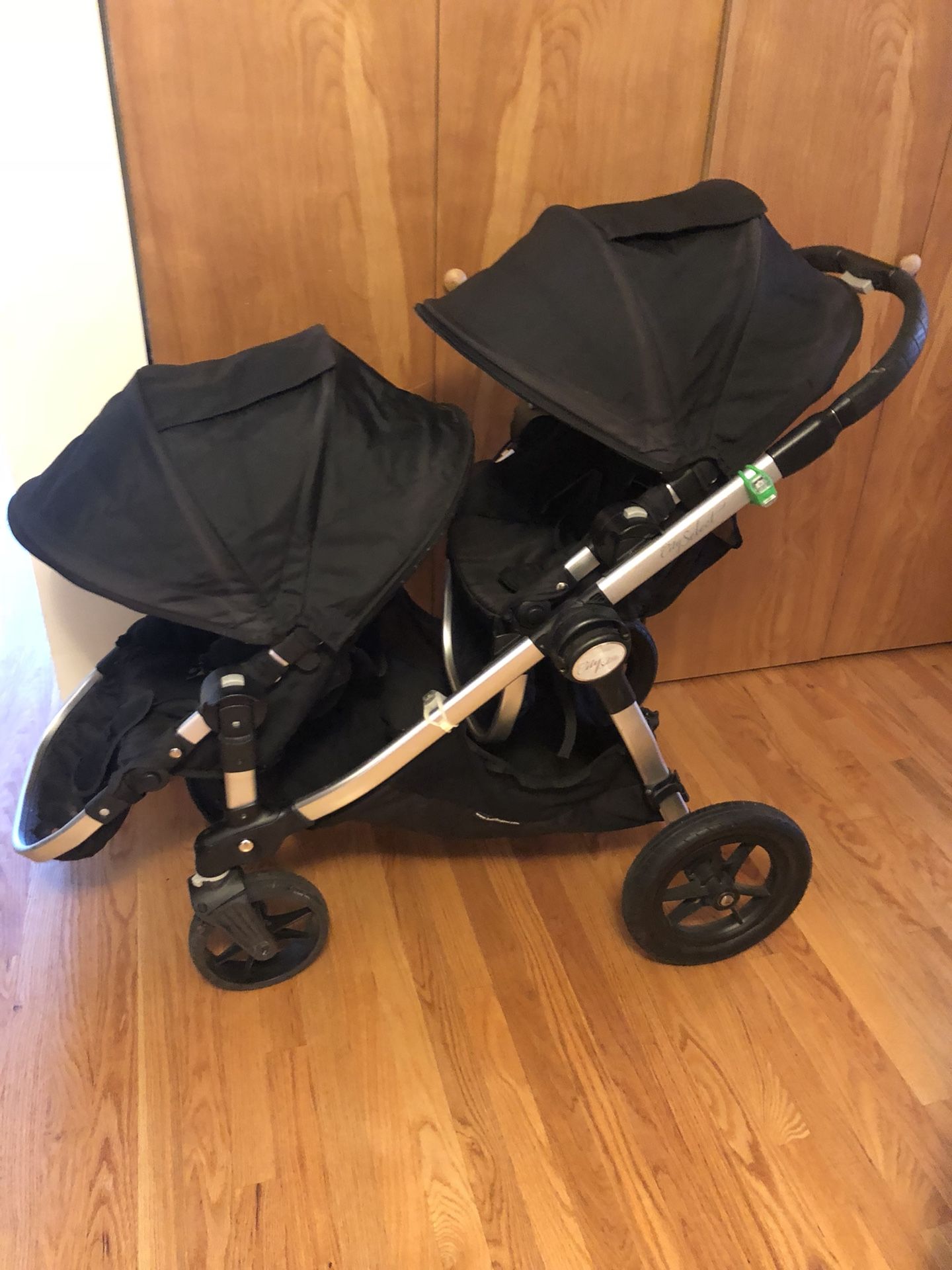 City Select Double Jogger Stroller