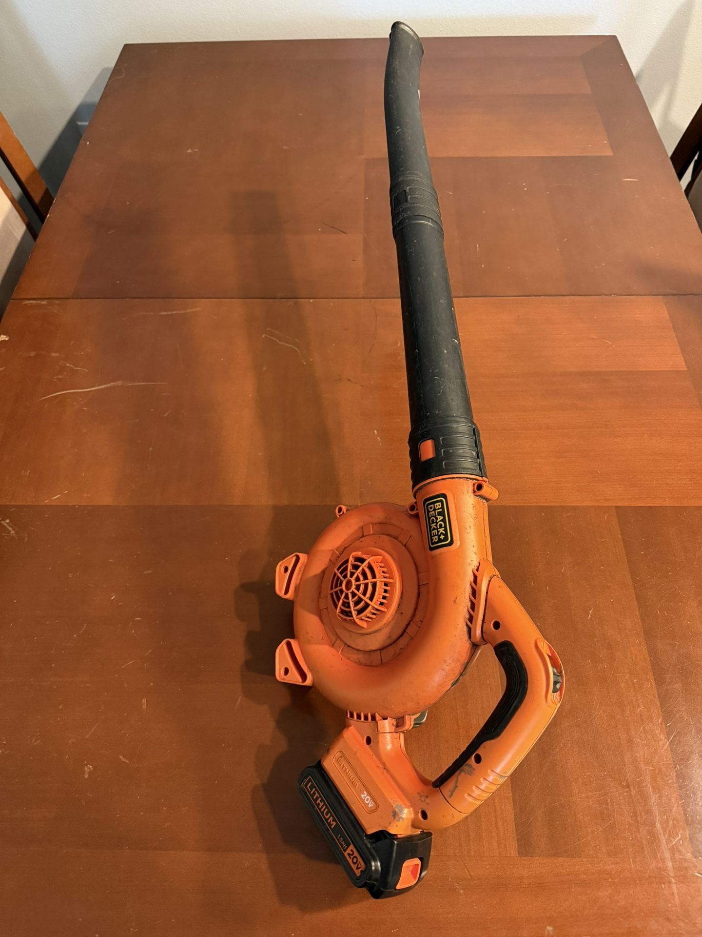 40V MAX 120 MPH 90 CFM Cordless Battery Powered Handheld Leaf Blower with (1) 1.5Ah Battery (CHARGER NOT INCLUDED)