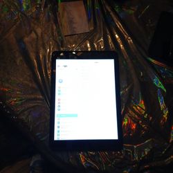 IPad (9 Generation) + Case