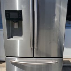 3year old Samsung '26' cubic feet, Stainless steel French door refrigerator with filtered water, icemaker