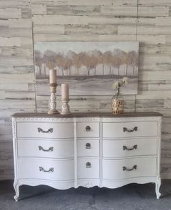 Refinished Drexel French Provincial 9 Drawer Dresser