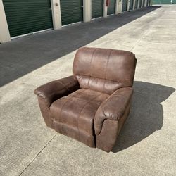 Comfortable Brown Recliner