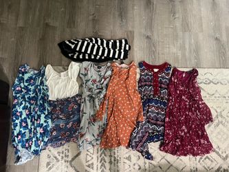 Girls sz 10/12 dresses plus cardigan. $15 for all. Great shape