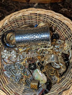 Jewelry Grab Basket