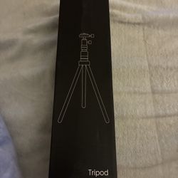 Brand New ESDDI Tripod (Sealed)