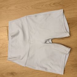 Lululemon Align High Rise Shorts 6” size 4