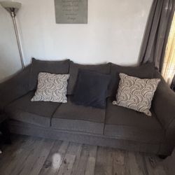 Long Couch Pull Out Bed 