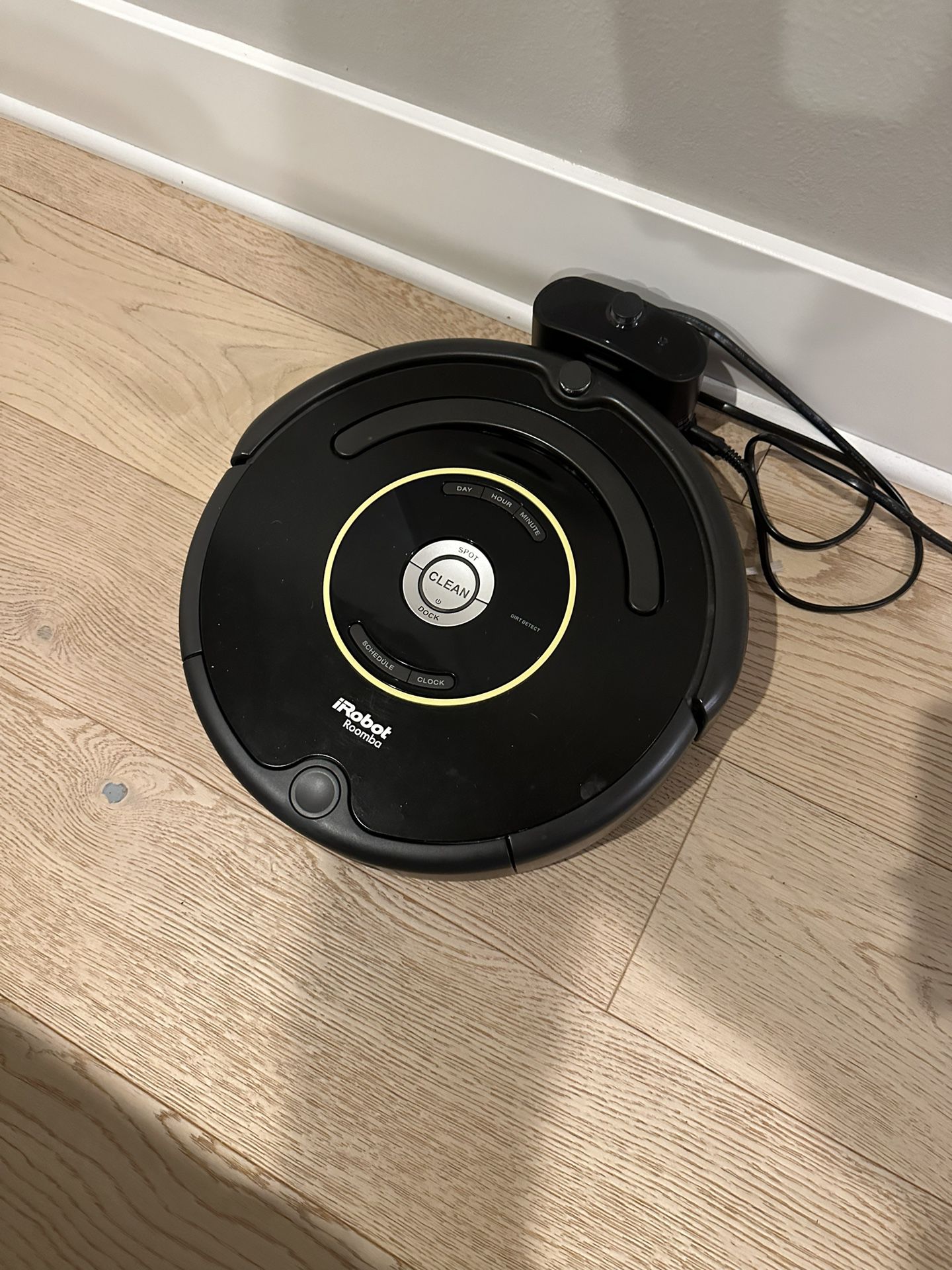 iRobot Roomba Vacuum Robot 650