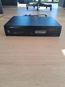 Panamax M5100-EX home theatre power conditioner