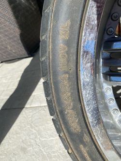 Fit on Chevrolet 295/35R24 110V xl