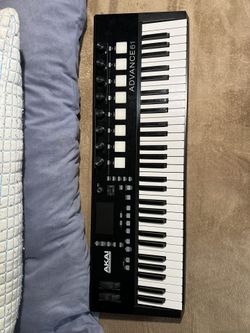 Akai Professional Advance 61 MIDI