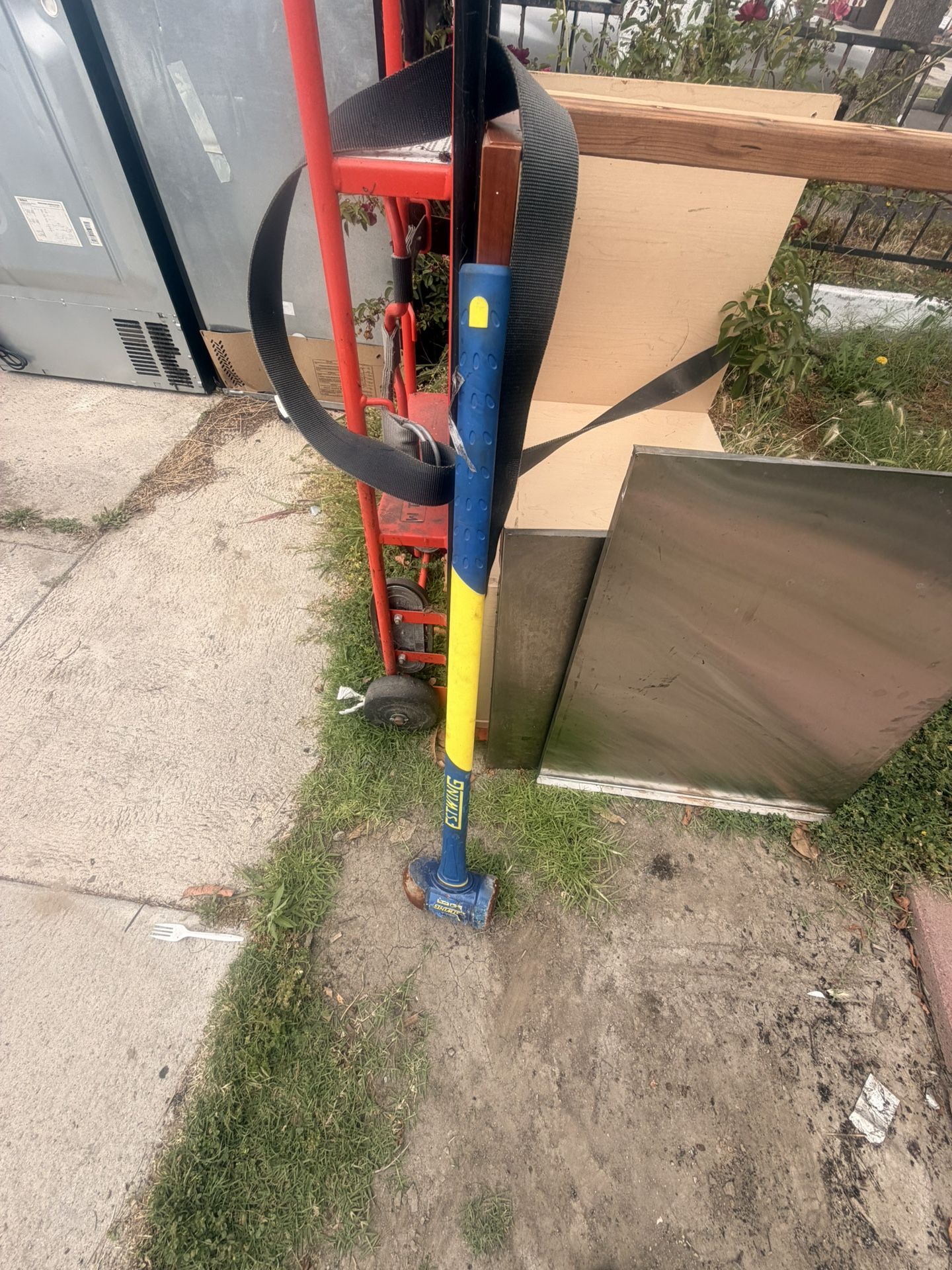 Heavy Duty Sledge Hammer – Great Condition
