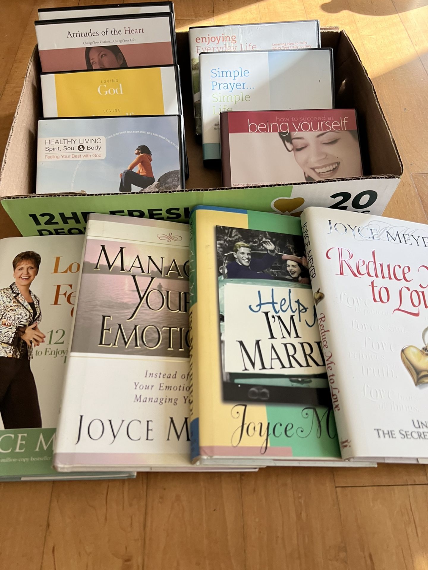 JOYCE MEYERS 4 BOOKS AND 7 CDs