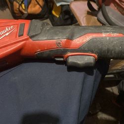 Milwaukee M12 Copper Tubing Cutter 