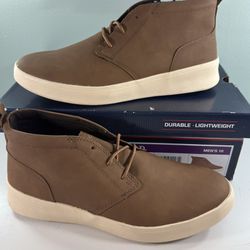 NEW IZOD Men's Palmer Lace-Up Chukka Boots - Brown - size 10