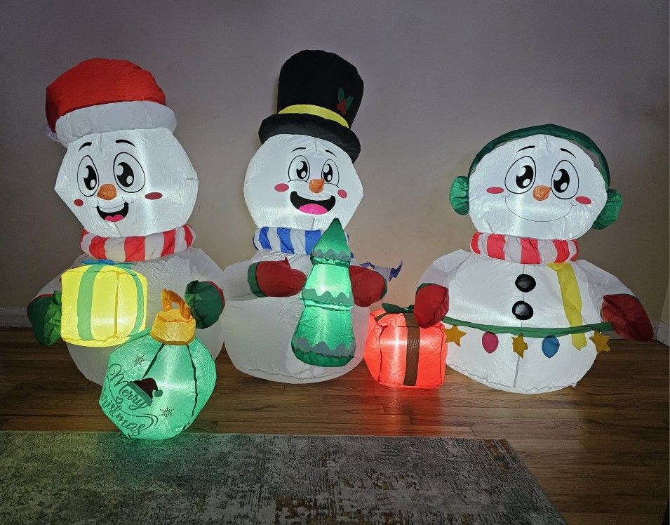 Snowman Christmas Inflatable Decoration