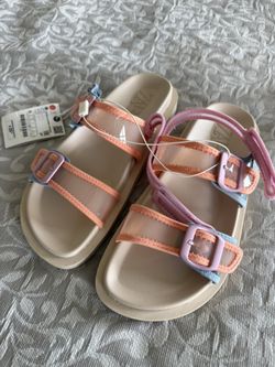 Zara Sandles 