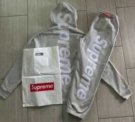 Supreme Gray Full Set Size Medium Men’s