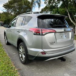 2016 TOYOTA RAV4 XLE