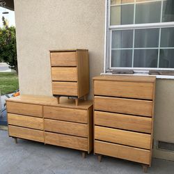 Charming 1960's 3 Piece Bedroom Set