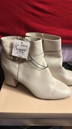 Botas de mujer nuevas size 11medianas