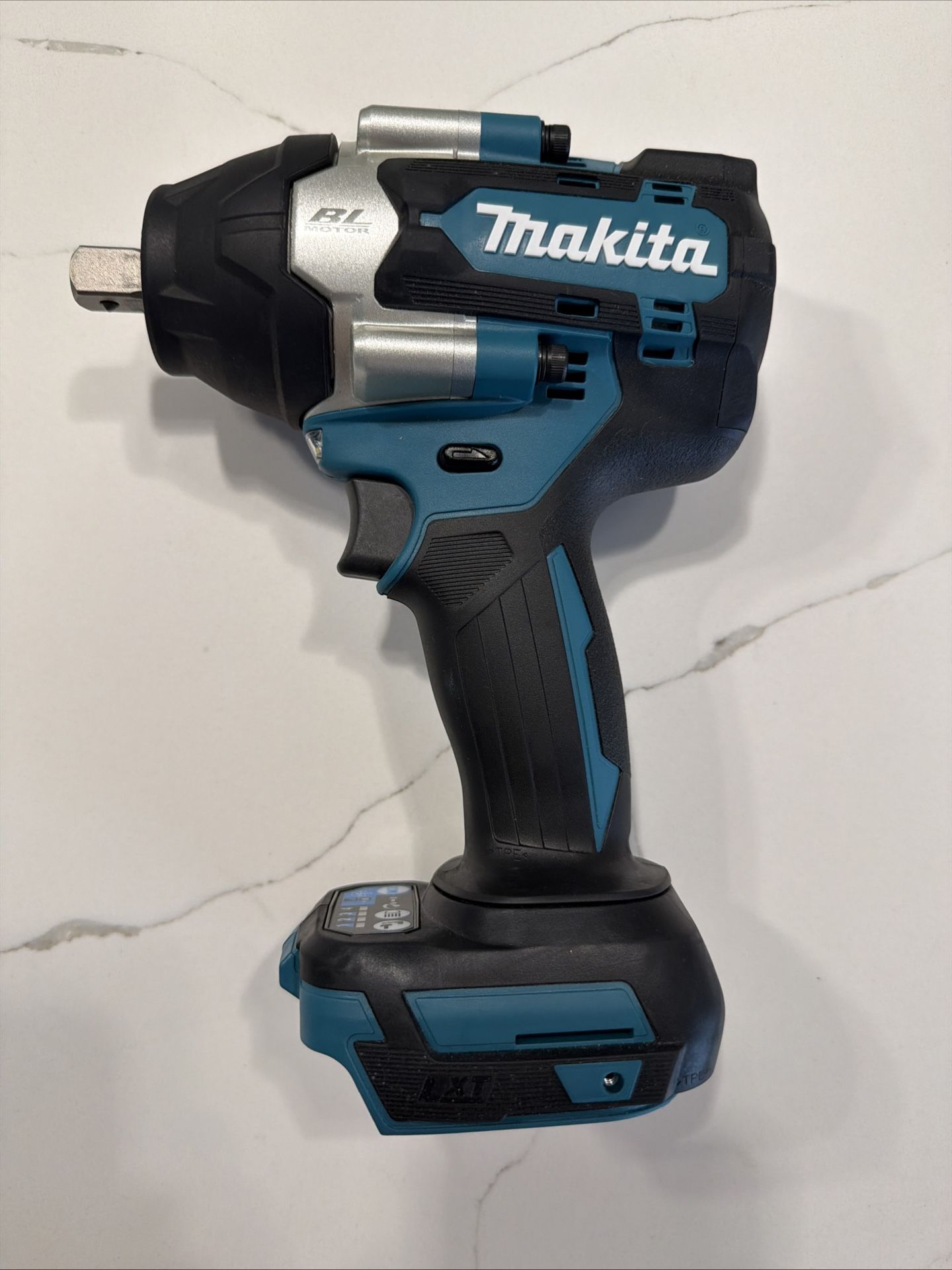 Makita XWT18Z 18V LXT Li-Ion 1/2" Impact Wrench w/ Detent Anvil (Tool Only) New