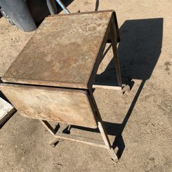 Metal Table With Rollers And Parking Brakes