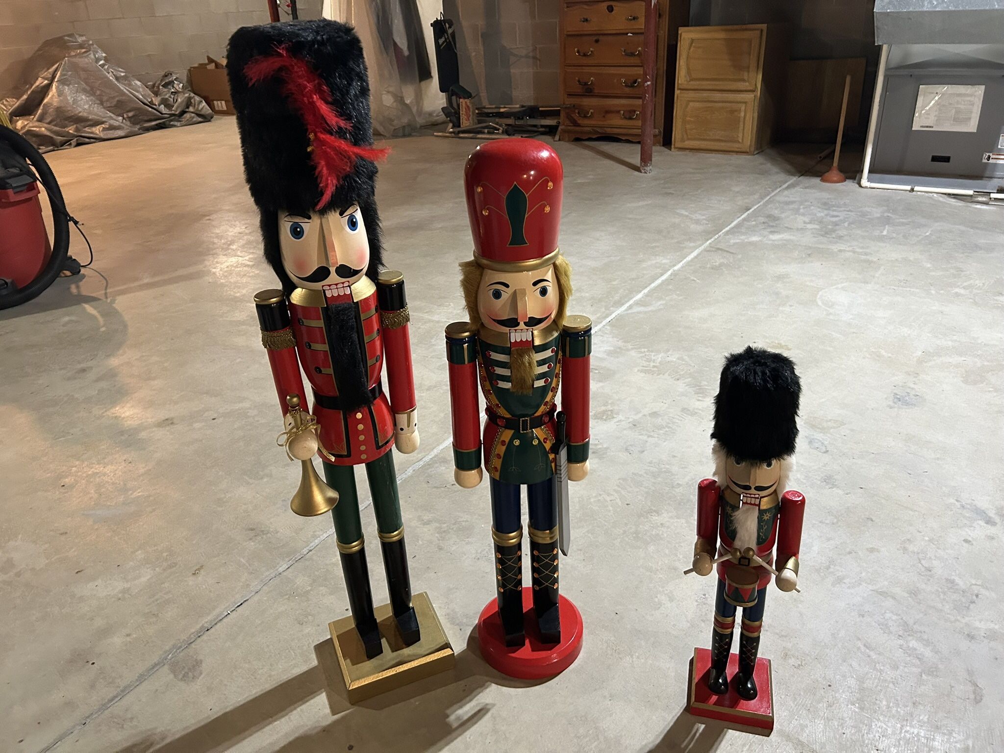 Nutcrackers 