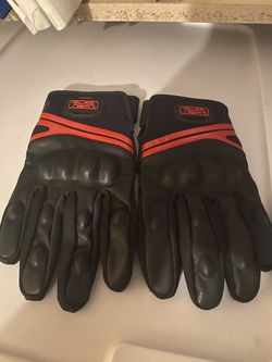 Helmet/ Bike Gloves 