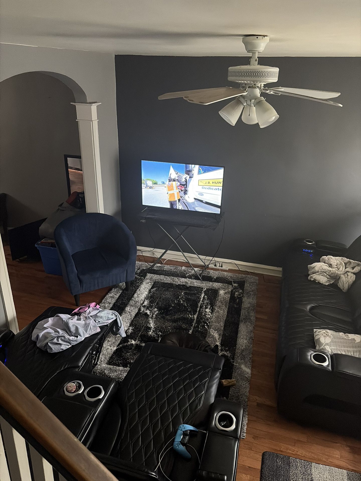 Recliner Sofas Set , 3 seater recliner , & 2 seater recliner , with charger outlets ,and Bluetooth