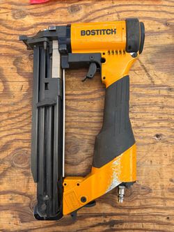 Bostitch 1in crown staples