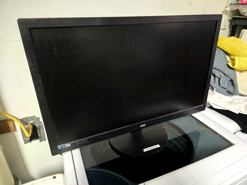AOC 27" HD Monitor w/ 2ms Response Time 60hz For Smooth Graphics, 2x Hdmi 1.4 And 1x Vga Inputs, Earphone Output,