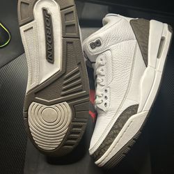Jordan 3 Mocha Size 9 Used