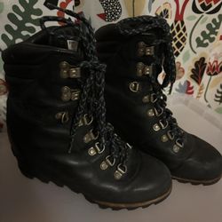Sorel Black Boots 8 Women