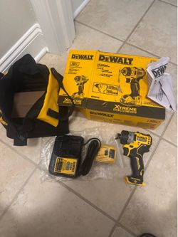 DEWALT XTREME 12-volt Impact Driver 1/4-in Brushless Cordless with 2AH battery, charger and bag NEW